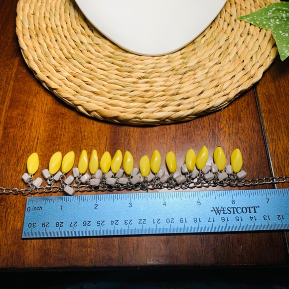 Bead Binge, Yellow and Gray Beaded Necklace and Earrings Set - Picture 14 of 16